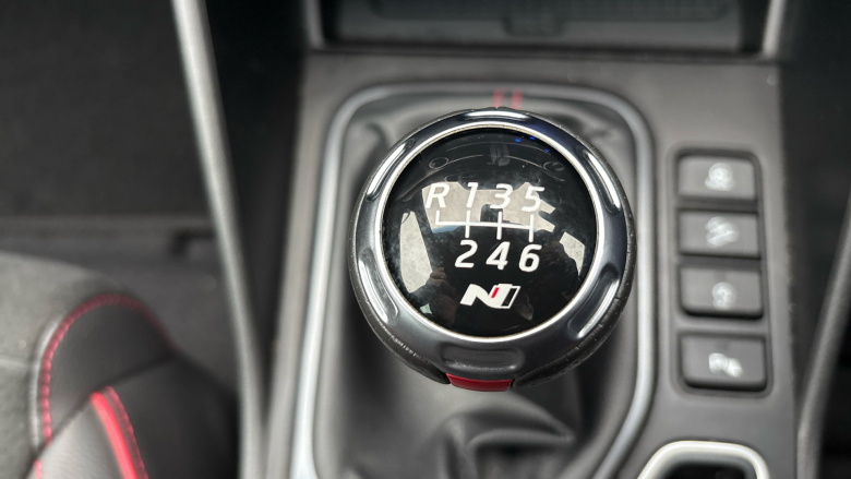 Hyundai Tucson 1.6 CRDi 48V MHD 136 N Line 5dr 2WD Diesel Estate